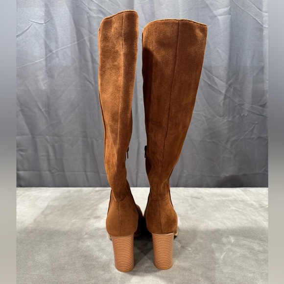 Elegant Tan Knee-High Women's Boots Size 9 - Picture 4 of 13
